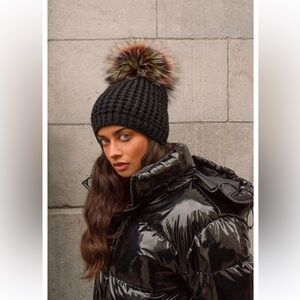 Kyi Kyi Classic Fur Multi Color Pom NEW